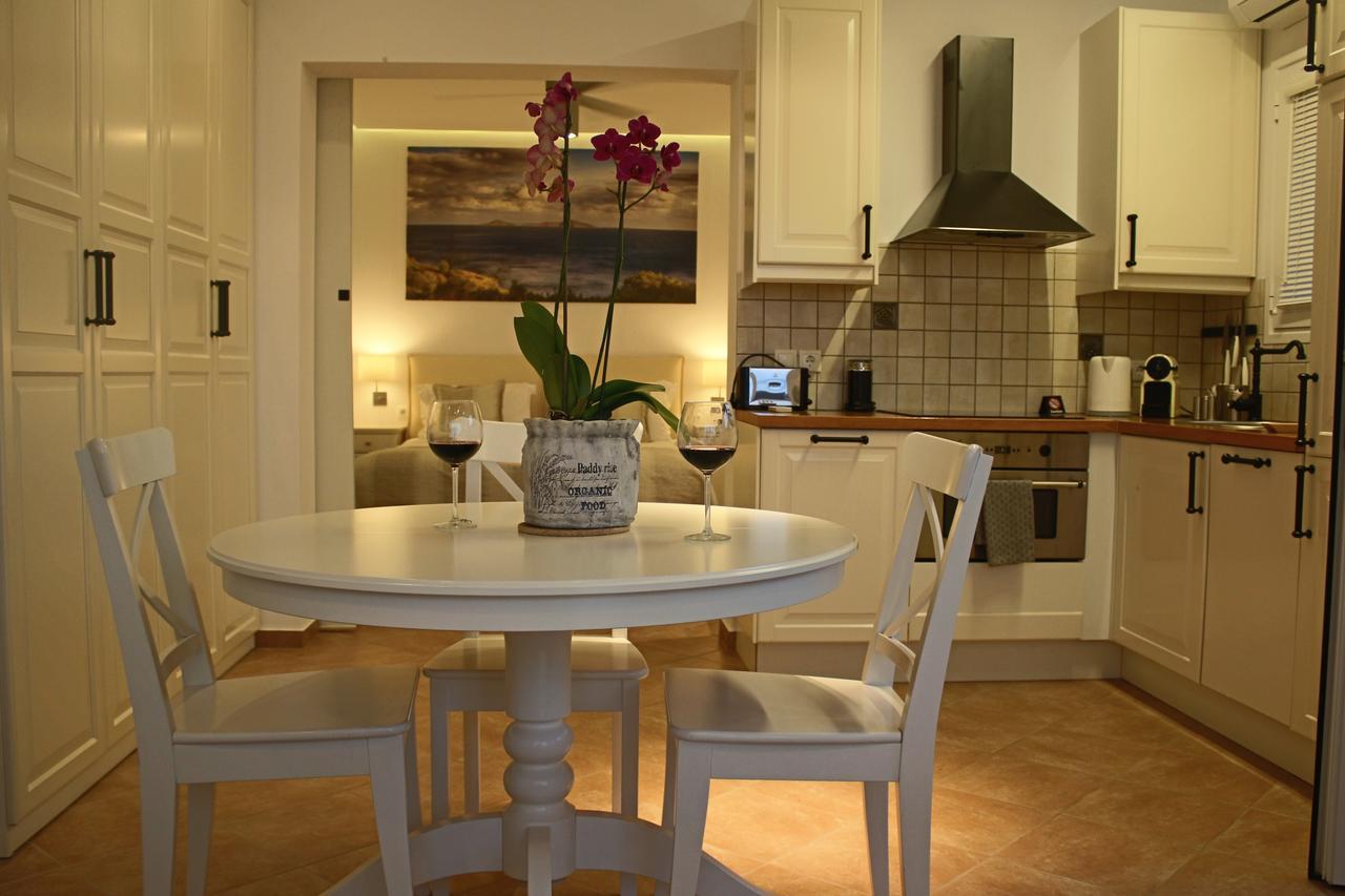 The Infinity 180 Luxury Suites Μηλιά Εξωτερικό φωτογραφία